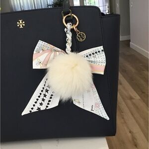 TORY BURCH KEY CHARM KEYCHAIN CAR KEYS HANDBAG FOX FUR SILKY BOW